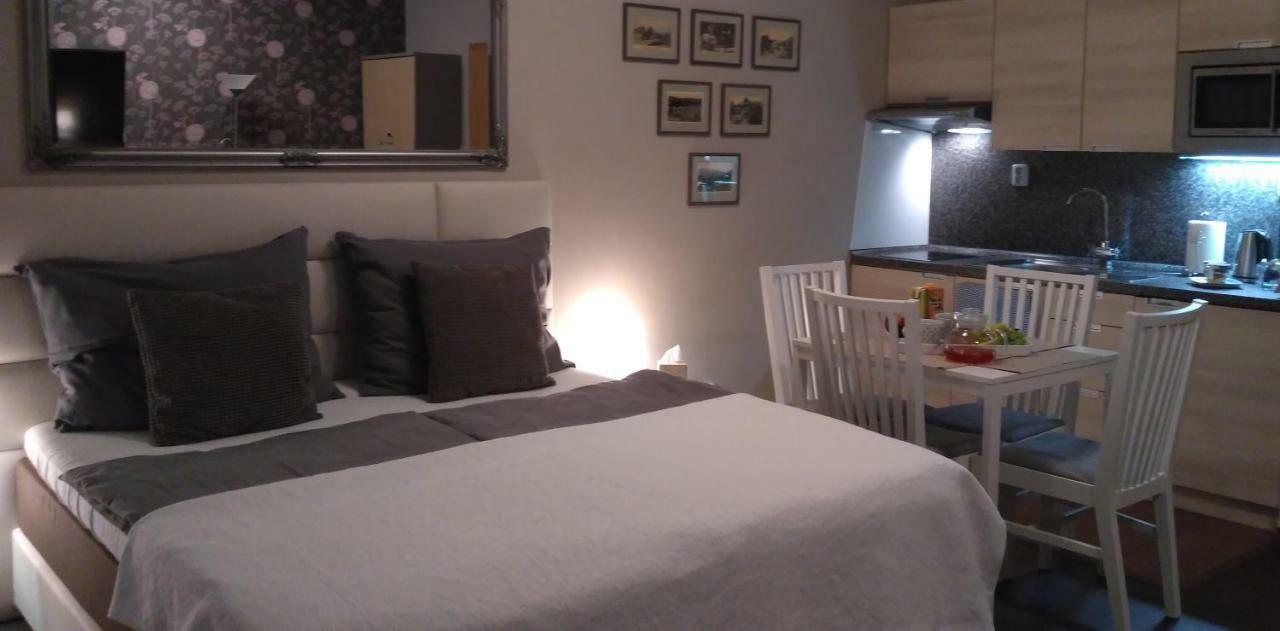 Harrachov Resident Apartments "Terrace & Chill" - High Speed Wifi, Smart Tv, Netflix, Disney Plus Exterior photo
